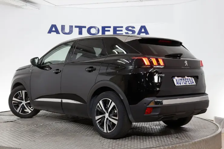 SUV Peugeot 3008 de ocasión en Autofesa